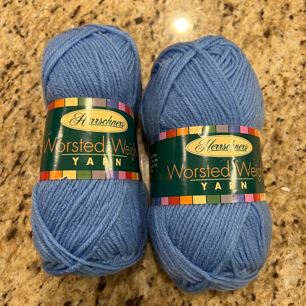 Herrschners Worsted Weight Yarn LightSteel 0061 Blue 2 Skeins 3.5oz 100% Acrylic